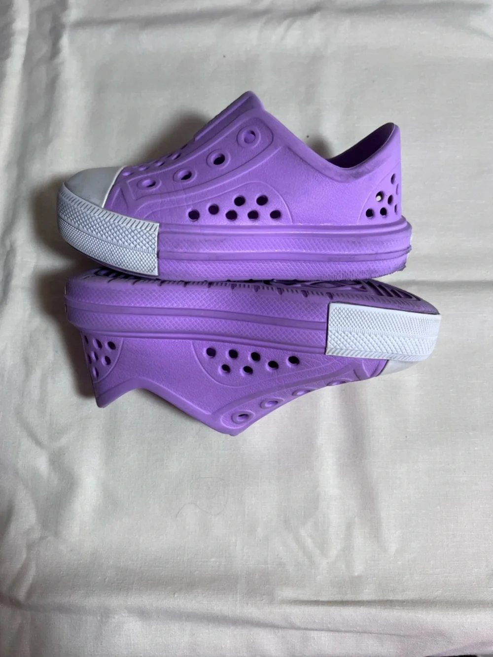 Converse All Stars Kids Lilac Slip-On Water Shoes with White Toe Cap